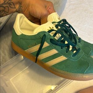 Adidas Forest Green and Cream Sneakers